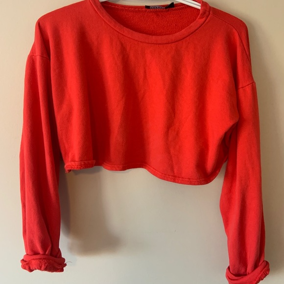 Red Bohoo Cropped Sweater - Picture 2 of 4